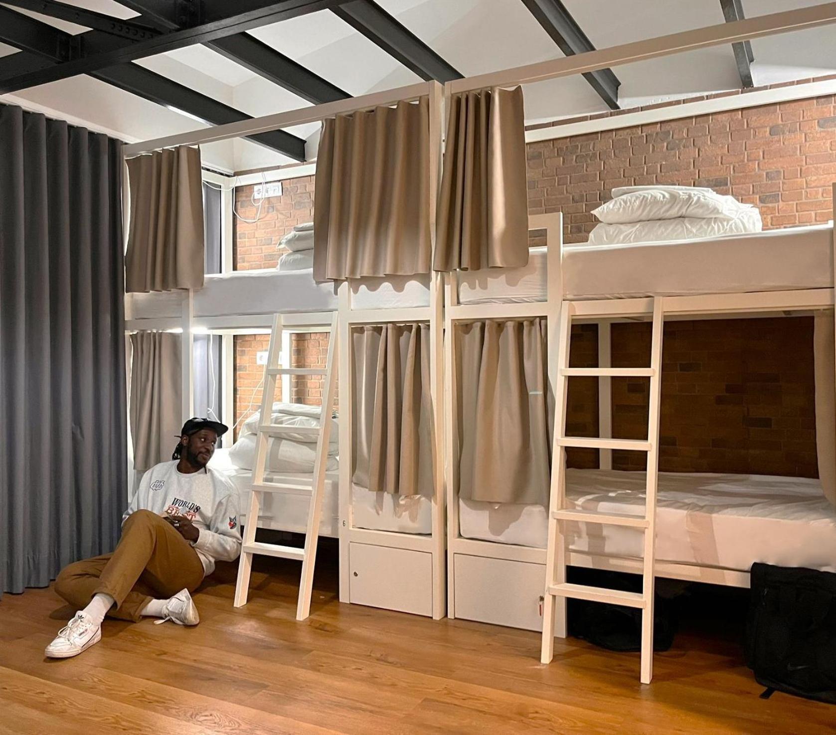 Lisbon Destination Hostel Bagian luar foto